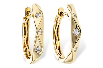 A302-61870: EARRINGS .15 TW