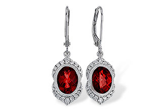 C302-54570: EARRING 3.06 GARNET 3.25 TGW